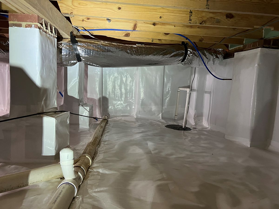 Encapsulated crawl space